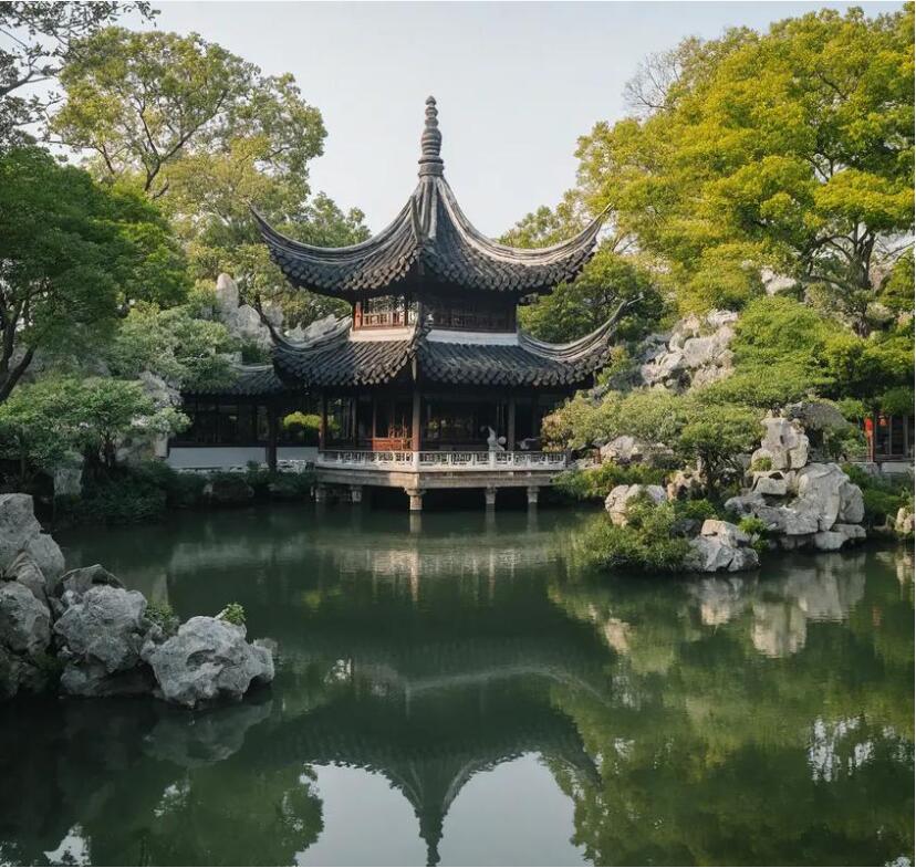 丹东凝芙土建有限公司